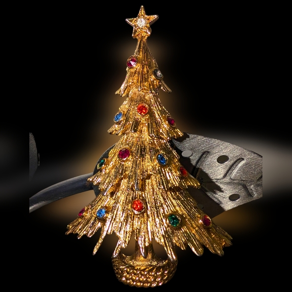 Vintage Monet Christmas Tree Brooch Gold Tone Jewel Tone Rhinestones - Picture 9 of 14